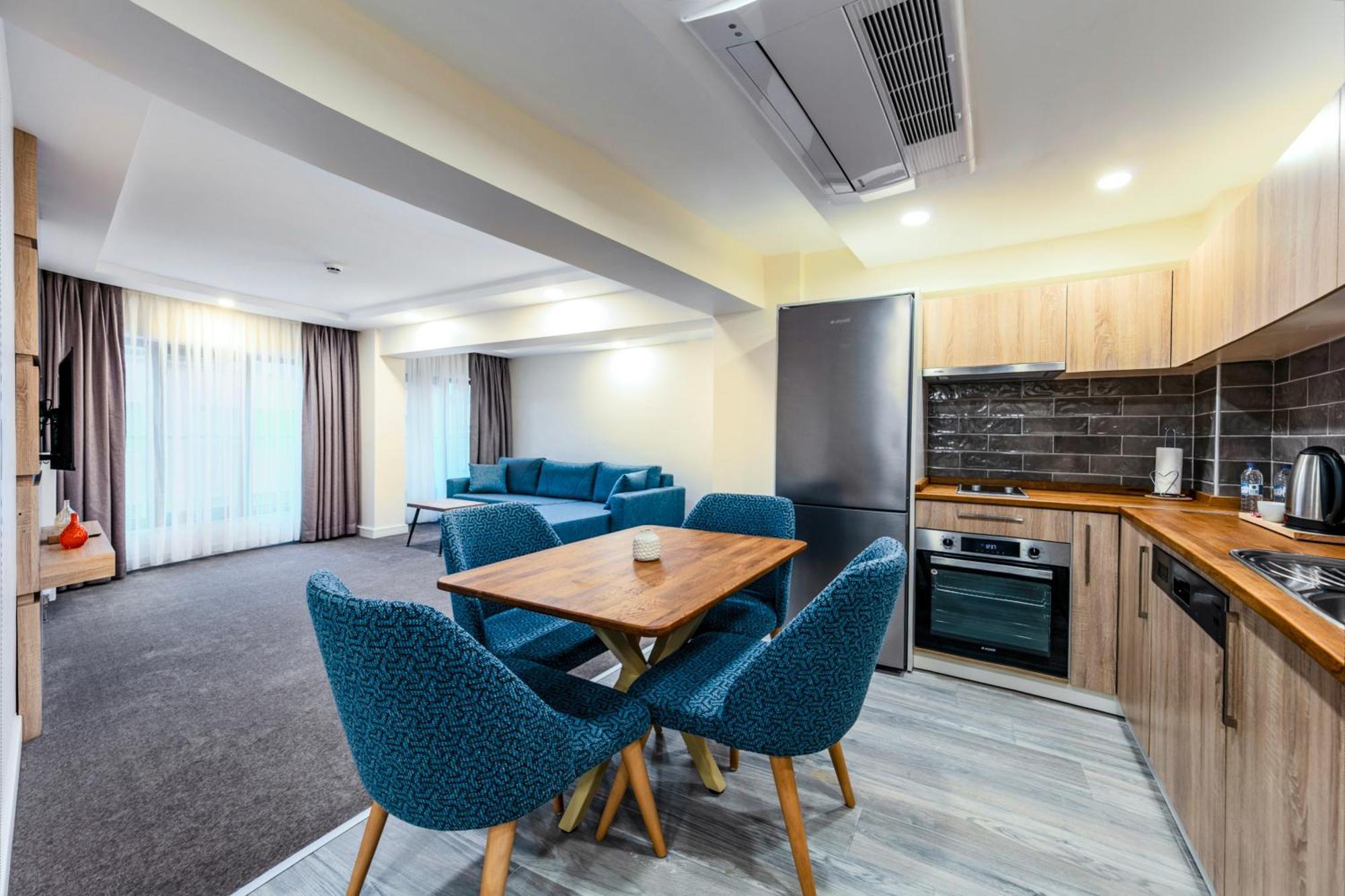 Roys Hotel & Suites Istanbul Exterior foto