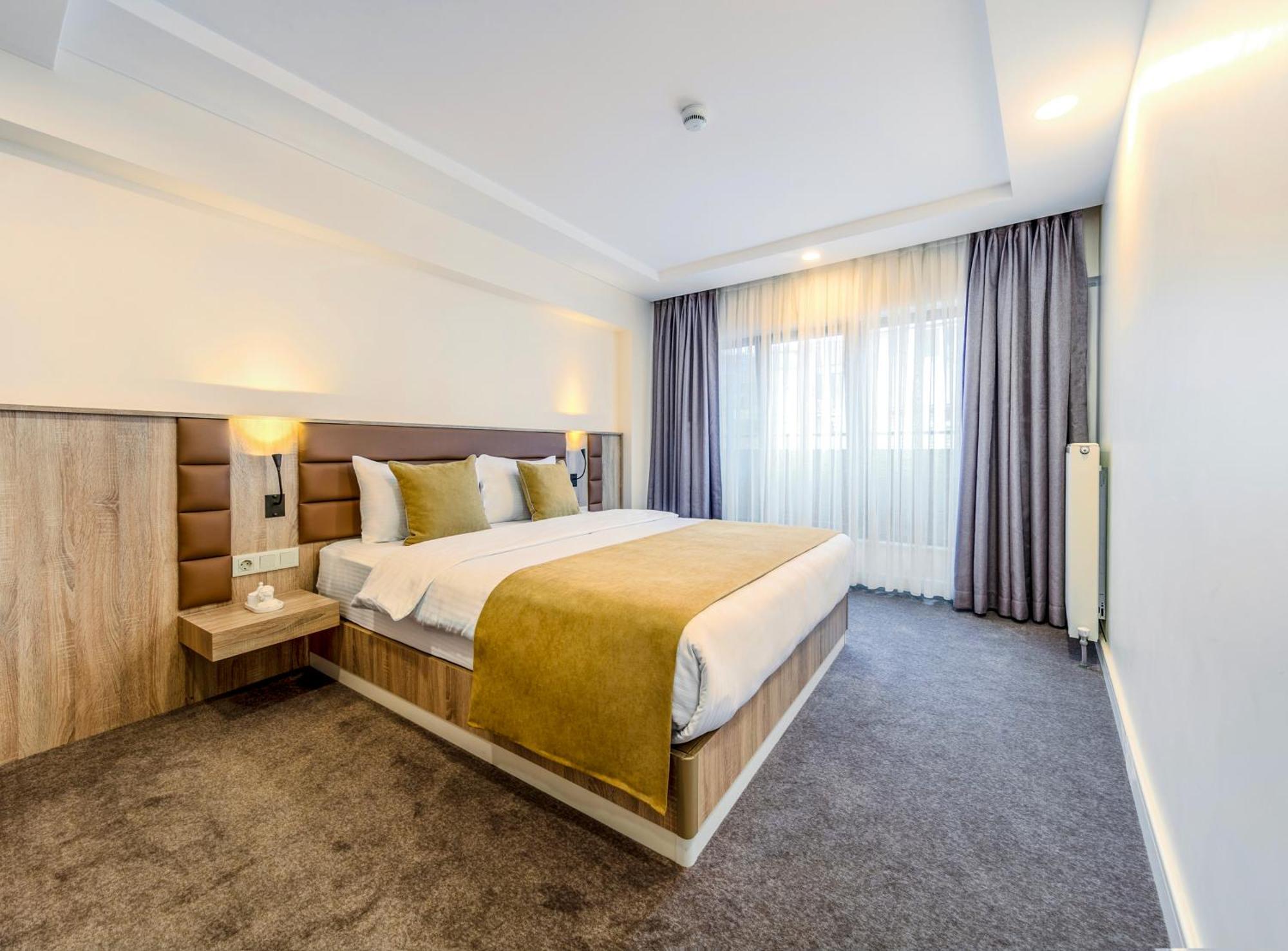 Roys Hotel & Suites Istanbul Exterior foto