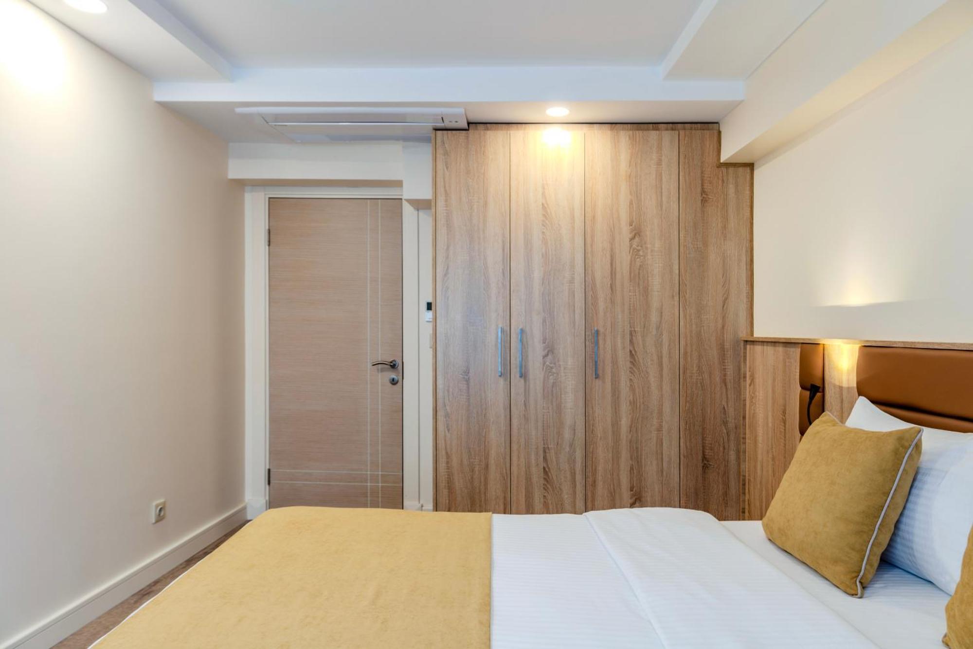 Roys Hotel & Suites Istanbul Exterior foto