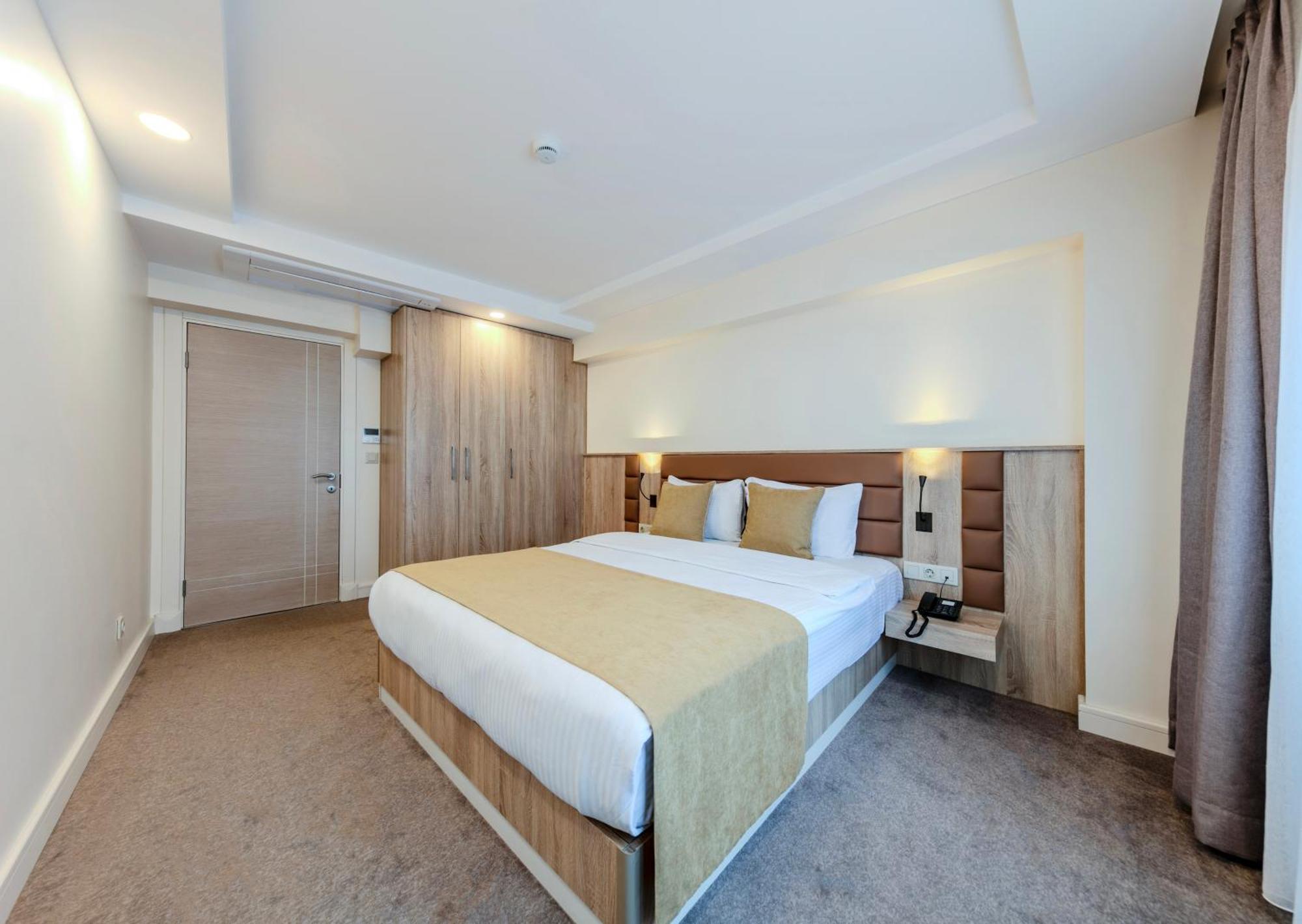 Roys Hotel & Suites Istanbul Exterior foto