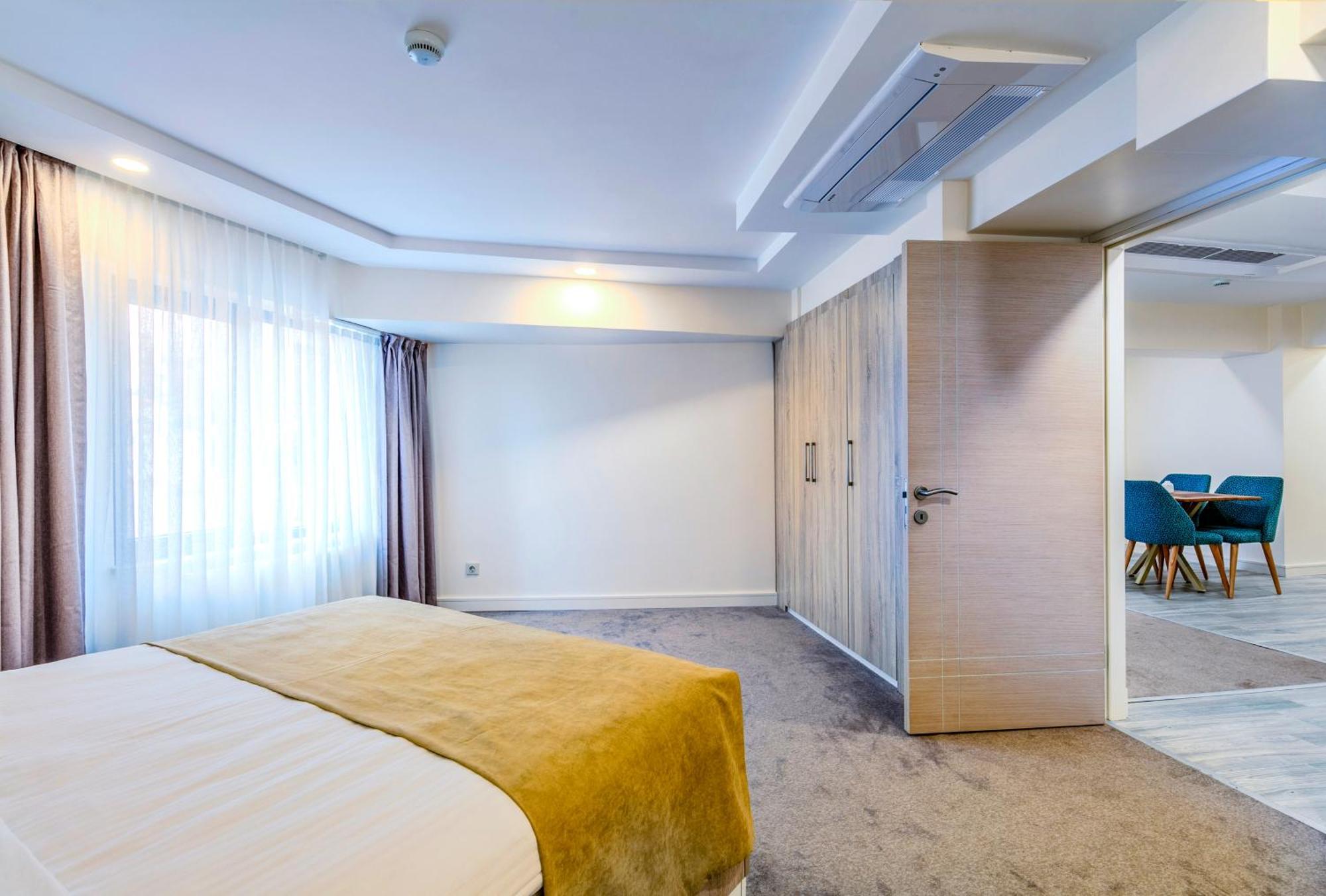 Roys Hotel & Suites Istanbul Exterior foto